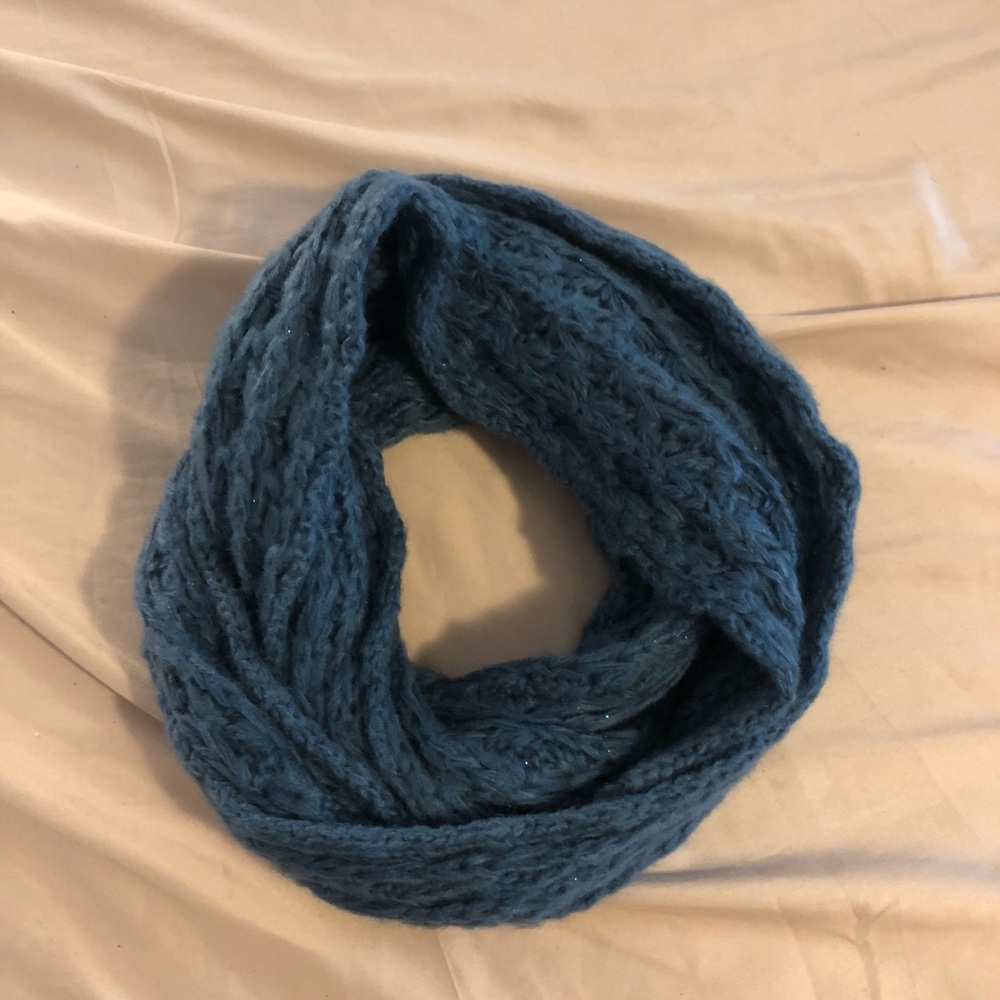 blue knit infinity scarf